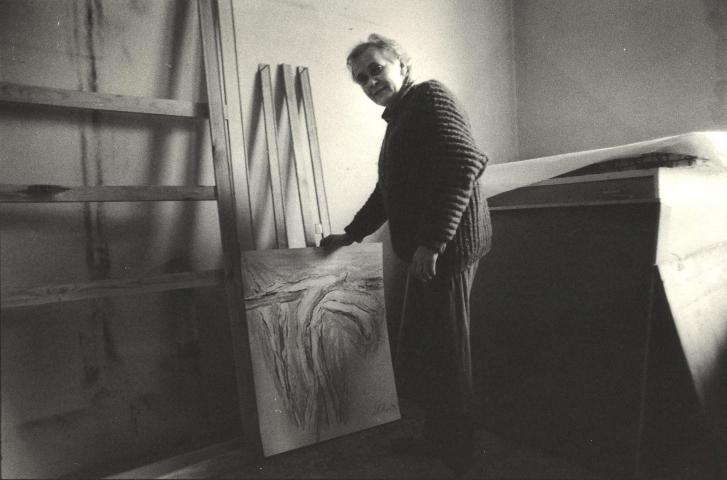 Jitka in her studio. 1990s. Photo: Jiří Hanke. Válová Sisters Archive
